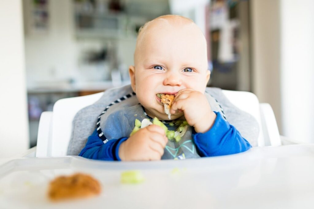 Toast finger food for babies