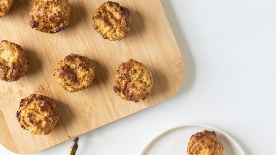 Oat muffins with peanut and banana