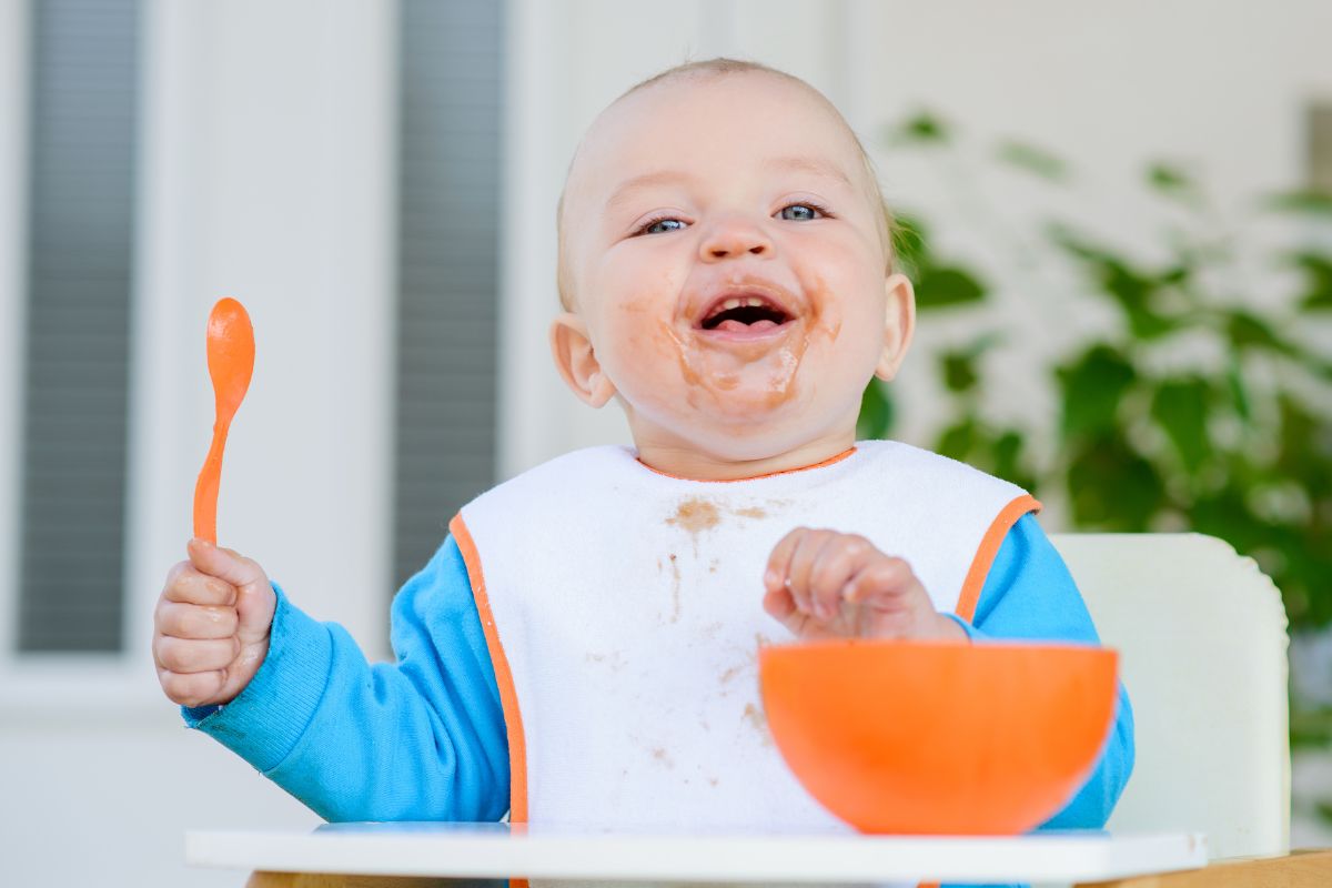 A Complete Guide to your baby's weaning journey
