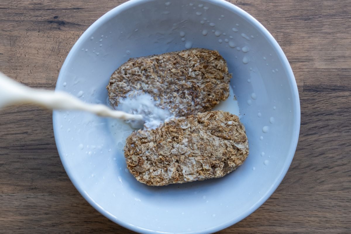 Serve Weetabix with hot or cold milk